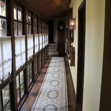 Casa Aido Santo * Pinheiro de Lafoes